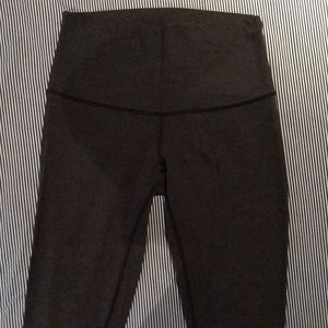Lululemon yoga pants
